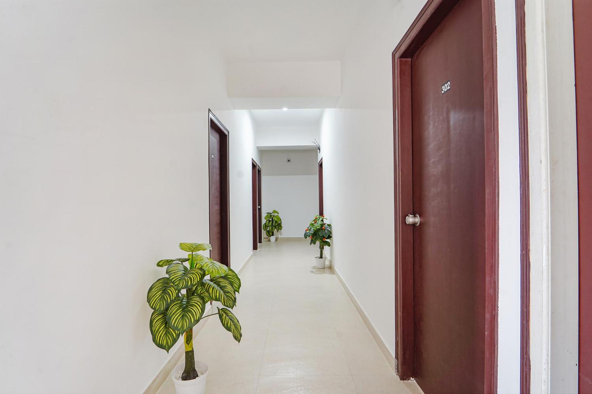 Fabhotel Metro Suites - Nr Esi Hospital Bangalore Exterior photo